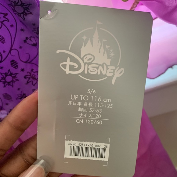 Officially Disney Princess Dress — this is not a costume ! - Picture 2 of 7